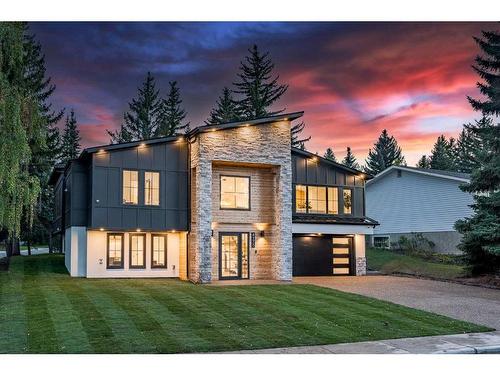 4175 Varsity Road Nw, Calgary, AB - Outdoor With Facade