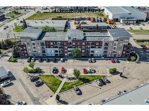 1217-604 East Lake Boulevard Ne, Airdrie, AB - Outdoor With View