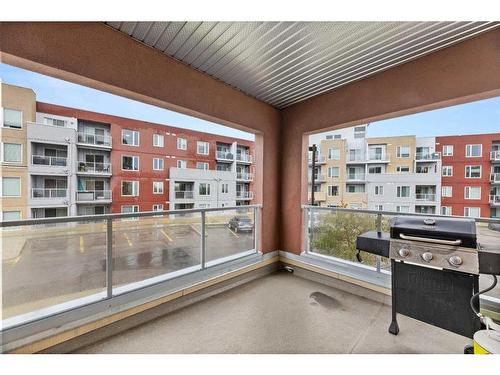 1217-604 East Lake Boulevard Ne, Airdrie, AB - Outdoor With Balcony