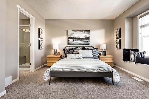 359 Sora Boulevard Se, Calgary, AB - Indoor Photo Showing Bedroom