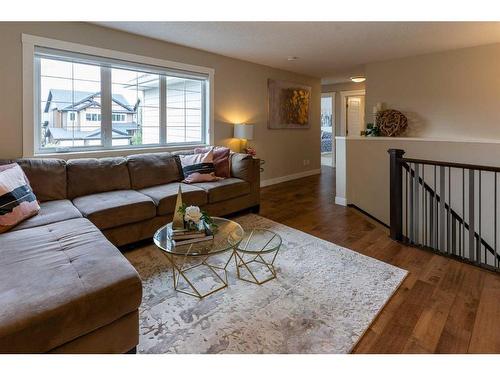 107 Auburn Sound Manor Se, Calgary, AB - Indoor Photo Showing Living Room