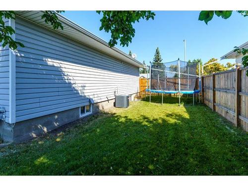 5517 50 Street, Olds, AB - Outdoor