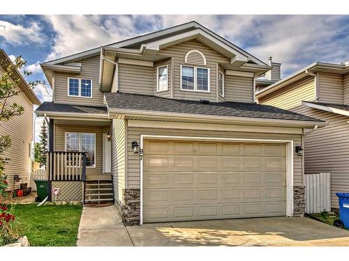 97 Douglas Ridge Circle Se, Calgary, AB - Outdoor With Facade