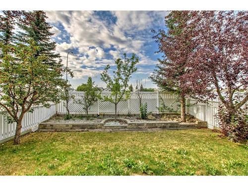 97 Douglas Ridge Circle Se, Calgary, AB - Outdoor