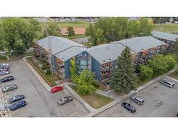 327-820 89 Avenue SW Calgary, AB T2V 4N9