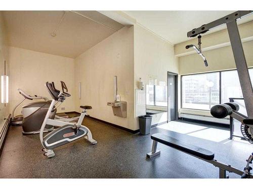 1811-221 6 Avenue Se, Calgary, AB - Indoor Photo Showing Gym Room