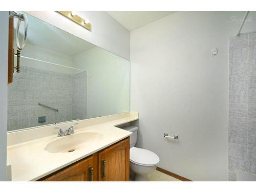 109 Tararidge Close Ne, Calgary, AB - Indoor Photo Showing Bathroom