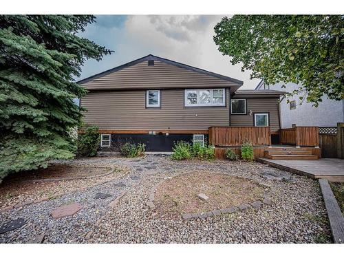 1306 1St Avenue, Canmore, AB - Outdoor