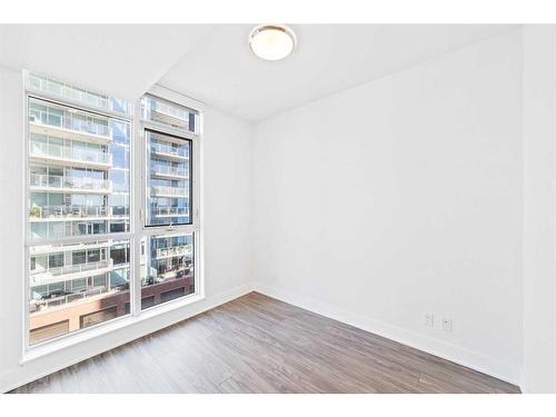 610-550 Riverfront Avenue Se, Calgary, AB - Indoor Photo Showing Other Room