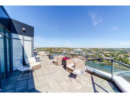 610-550 Riverfront Avenue Se, Calgary, AB - Outdoor With Body Of Water With Exterior