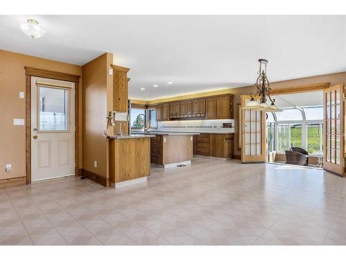 42053 Township Road 252, Rural Rocky View County, AB - Indoor Photo Showing Other Room