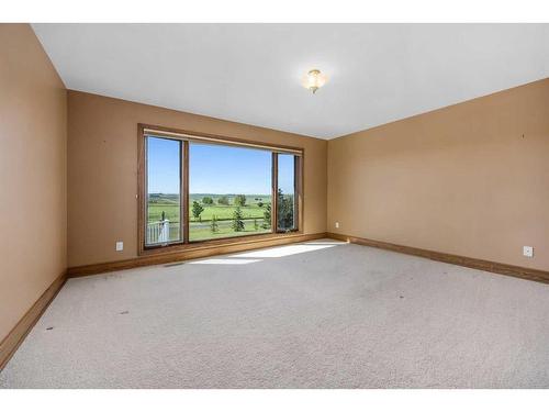 42053 Township Road 252, Rural Rocky View County, AB - Indoor Photo Showing Other Room