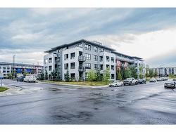 2305-350 LIVINGSTON Common NE Calgary, AB T3P 1M5