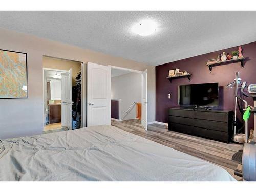 148 Chaparral Valley Gardens Se, Calgary, AB - Indoor Photo Showing Bedroom