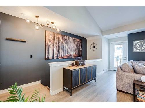 611 Cranbrook Walk Se, Calgary, AB - Indoor