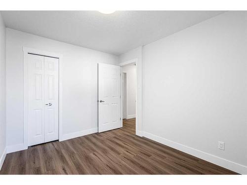 6112 4 Street Ne, Calgary, AB - Indoor Photo Showing Other Room