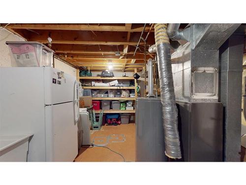 38 Sunhurst Crescent Se, Calgary, AB - Indoor Photo Showing Basement