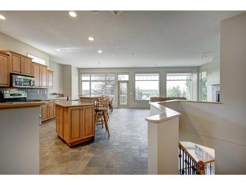 7823 Springbank Way Sw, Calgary, AB - Indoor Photo Showing Kitchen