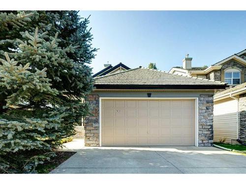 7823 Springbank Way Sw, Calgary, AB - Outdoor