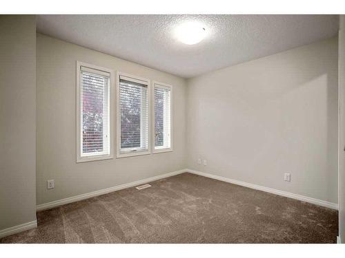 707 Auburn Bay Square Se, Calgary, AB - Indoor Photo Showing Other Room