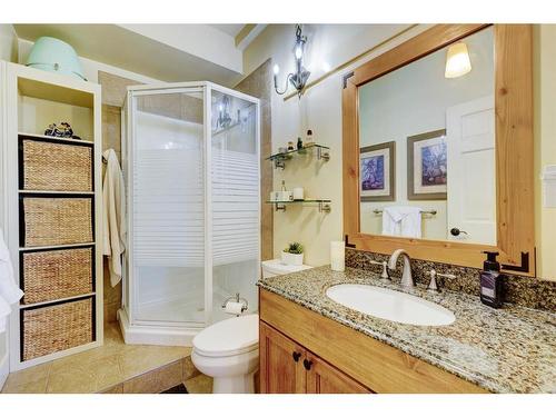 2407 Hwy 582, Didsbury, AB - Indoor Photo Showing Bathroom