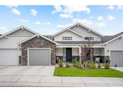 406 Crestridge Common SW Calgary, AB T3B 6J5