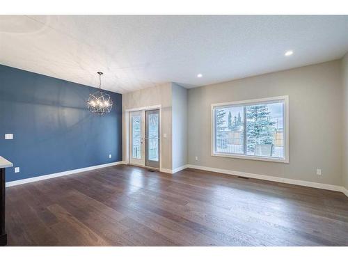 20 Stone Garden Crescent, Carstairs, AB - Indoor Photo Showing Other Room