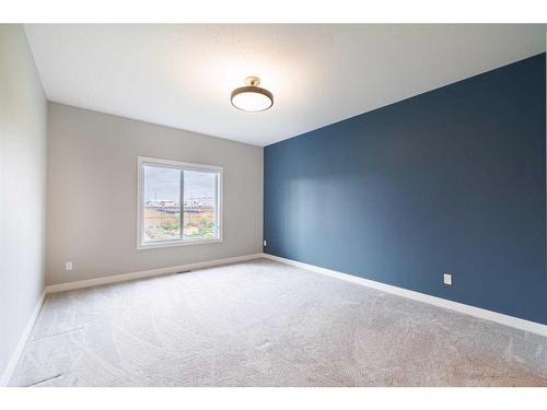 20 Stone Garden Crescent, Carstairs, AB - Indoor Photo Showing Other Room