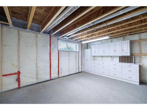 20 Stone Garden Crescent, Carstairs, AB - Indoor Photo Showing Basement