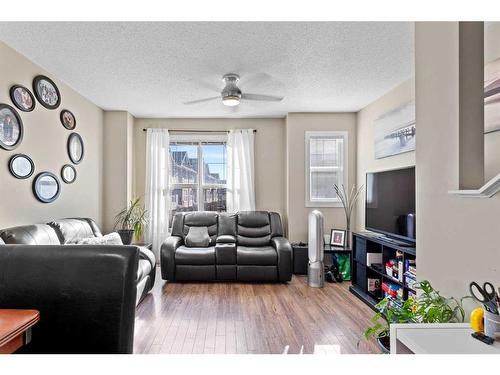 174 New Brighton Point Se, Calgary, AB - Indoor