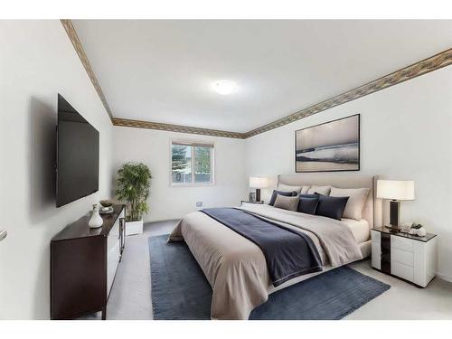 95-72 Millside Drive Sw, Calgary, AB - Indoor Photo Showing Bedroom