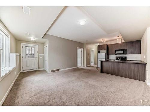 198-300 Marina Drive, Chestermere, AB - Indoor Photo Showing Kitchen