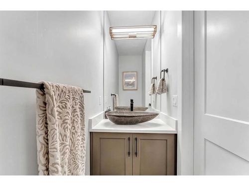 26 Chelsea Bay, Chestermere, AB - Indoor Photo Showing Bathroom