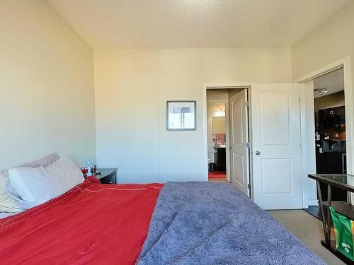 303-2012 1 Street Nw, Calgary, AB - Indoor Photo Showing Bedroom