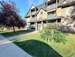 303-2012 1 Street NW Calgary, AB T2M 2T4