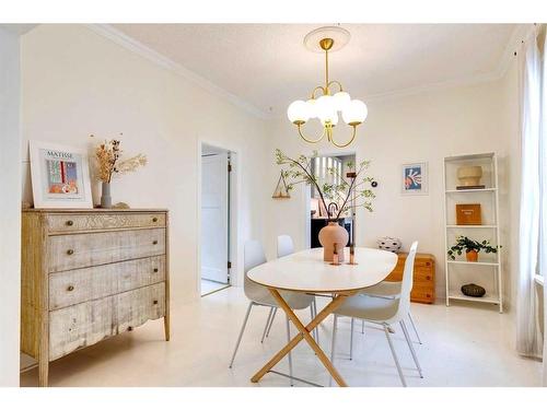 1309 11 Avenue Se, Calgary, AB - Indoor Photo Showing Dining Room