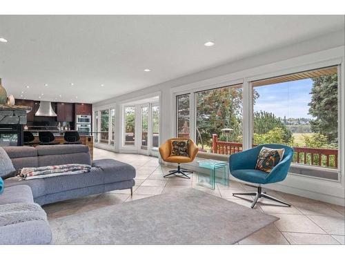 60 Deerbrook Crescent Se, Calgary, AB - Indoor Photo Showing Living Room