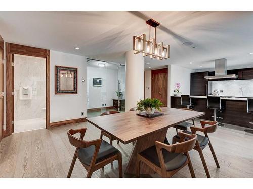 407-738 1 Avenue Sw, Calgary, AB - Indoor Photo Showing Dining Room