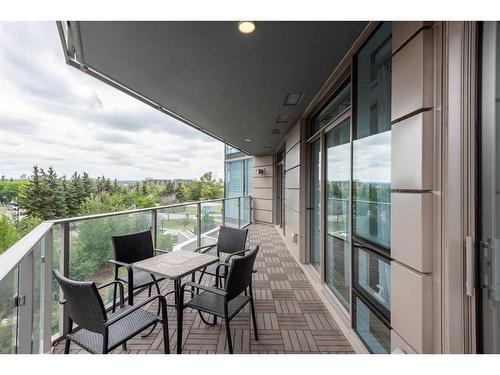 407-738 1 Avenue Sw, Calgary, AB - Outdoor With Balcony With Exterior