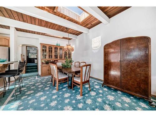 2707 Canmore Road Nw, Calgary, AB - Indoor Photo Showing Dining Room