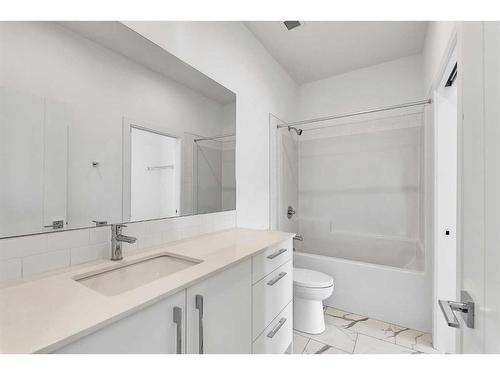 2122-60 Skyview Ranch Road Ne, Calgary, AB - Indoor Photo Showing Bathroom