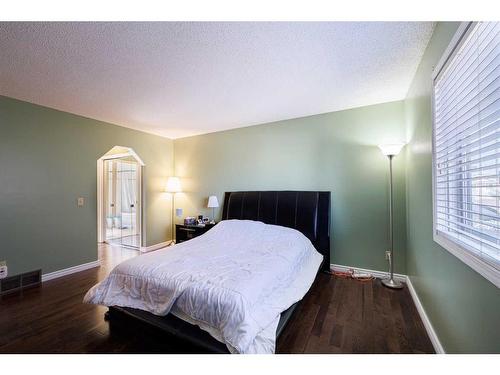 82 Douglasbank Way Se, Calgary, AB - Indoor Photo Showing Bedroom