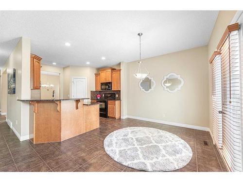 133 Saddleland Close Ne, Calgary, AB - Indoor Photo Showing Kitchen