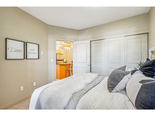 1308-11811 Lake Fraser Drive Se, Calgary, AB - Indoor Photo Showing Bedroom