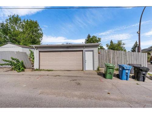 5023 Whitehorn Drive Ne, Calgary, AB - Outdoor