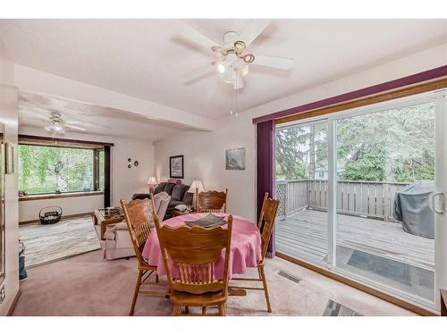 4604 29 Avenue Nw, Calgary, AB - Indoor Photo Showing Dining Room