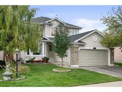 76 Valley Meadow Gardens NW Calgary, AB T3B 5L9