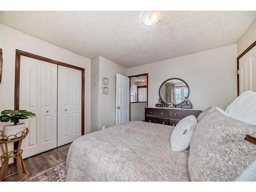 409 Evanston View Nw, Calgary, AB - Indoor Photo Showing Bedroom