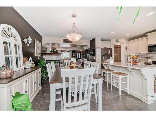 409 Evanston View Nw, Calgary, AB - Indoor Photo Showing Dining Room