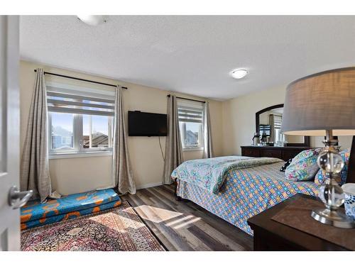 213 Saddlecrest Place Ne, Calgary, AB - Indoor Photo Showing Bedroom